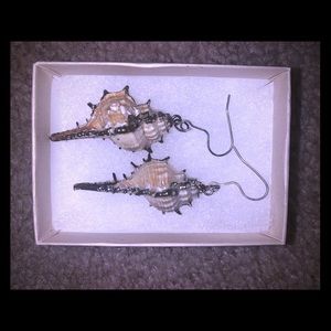 Seashell earrings